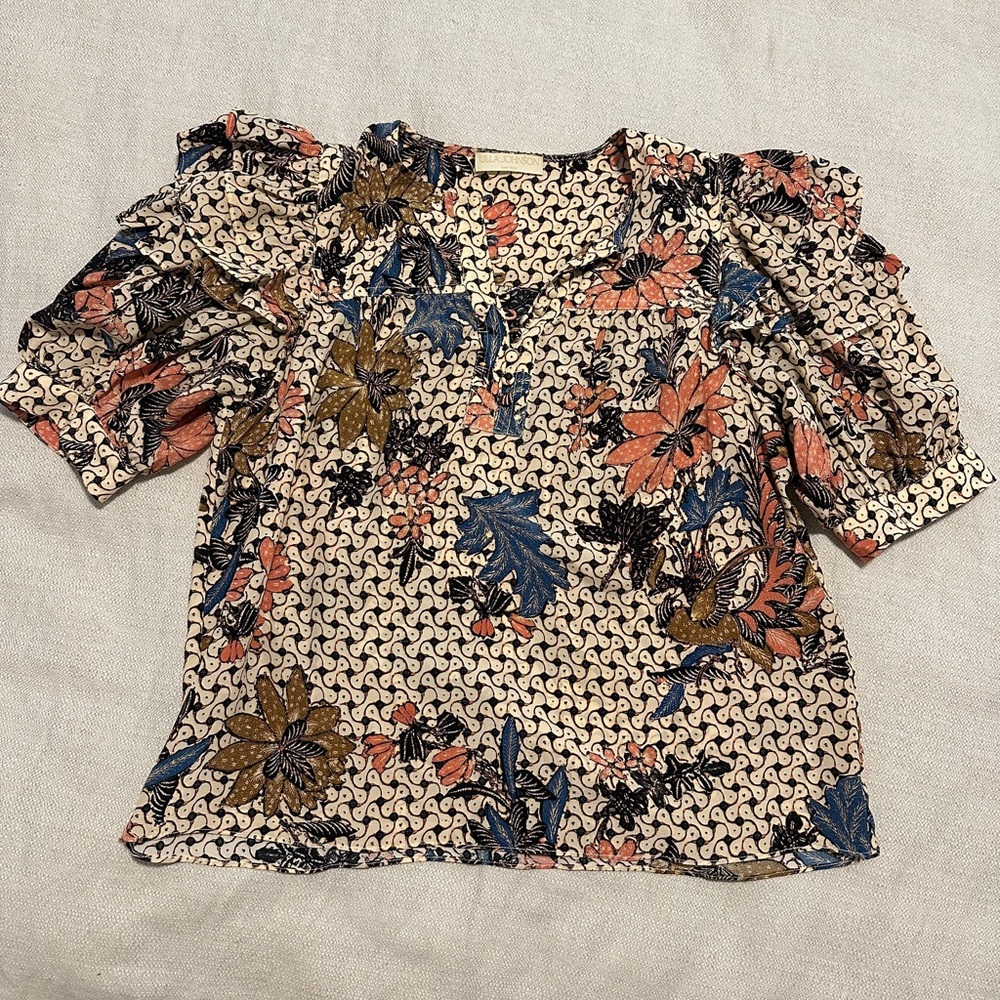 Ulla Johnson Blue and Pink Ruffled Puff Sleeve silk Blouse